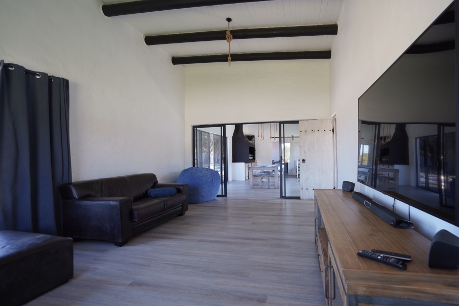 5 Bedroom Property for Sale in Morning Star Western Cape